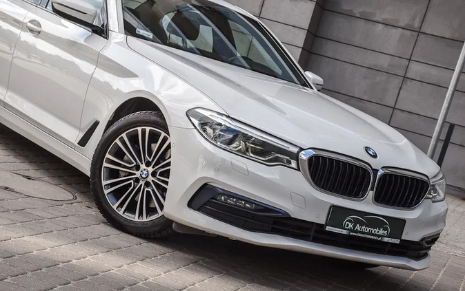 BMW Seria 5 cena 143900 przebieg: 130000, rok produkcji 2019 z Rumia małe 742